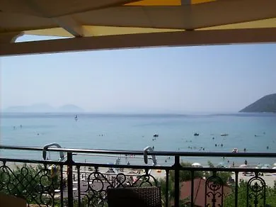 Nefeli Wind Club 3* Vasiliki