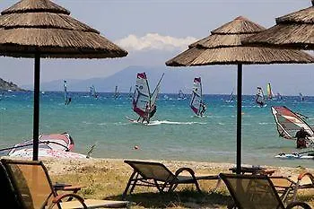 Nefeli Wind Club Lejlighedshotel 3*