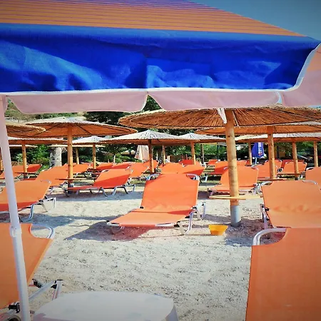 Nefeli Wind Club Апарт-отель Василики